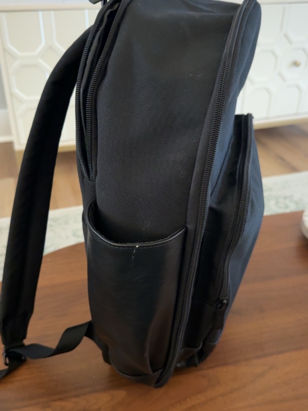 Beis Backpack - Picture 2 of 5